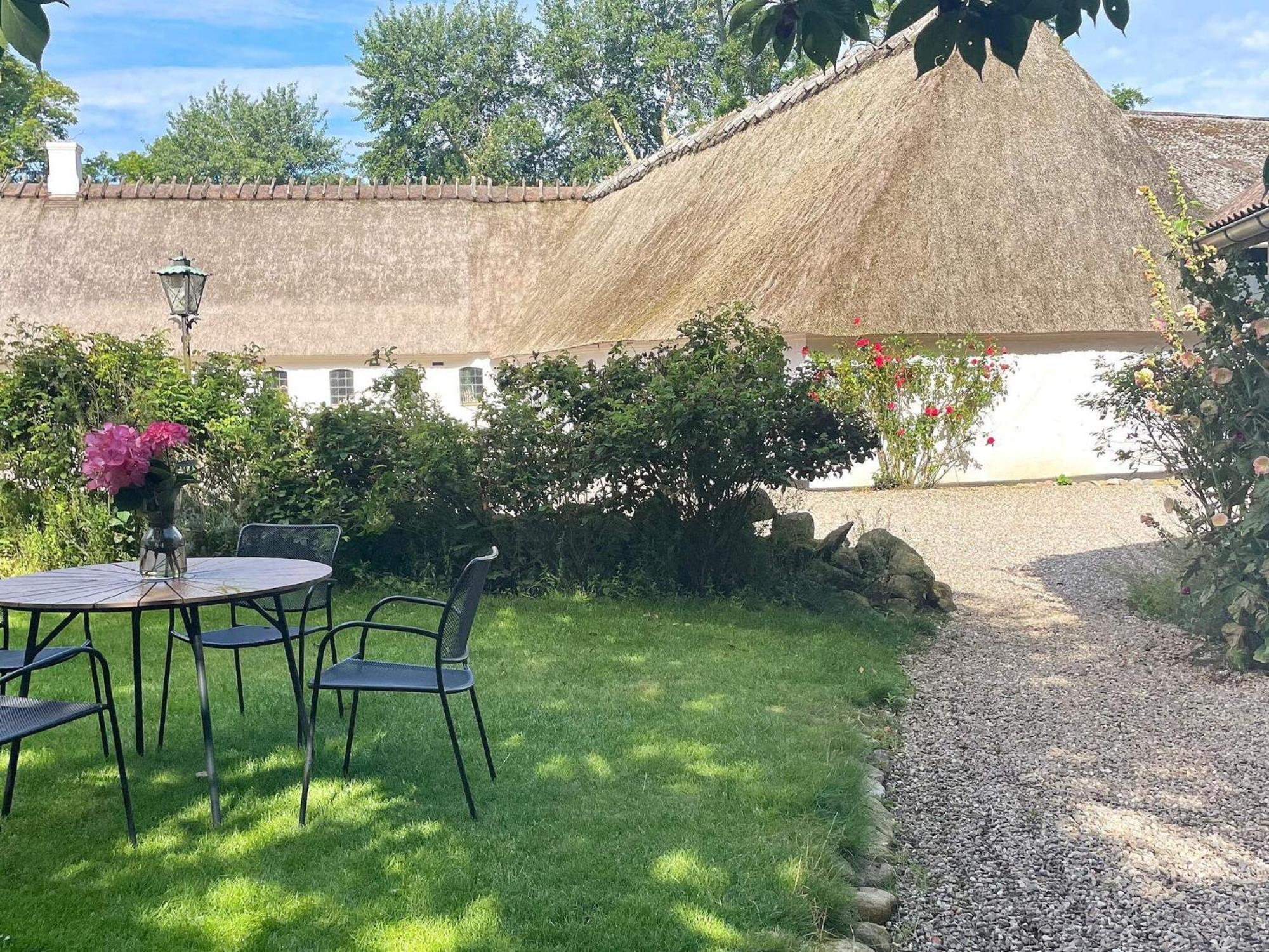 Holiday Home Varnaeshoved เออเบินโค ภายนอก รูปภาพ